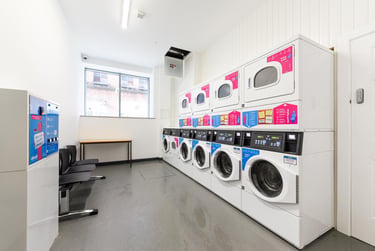 1 bed studio, Queen Street, Holylands, Belfast, BT16ET - Image 1